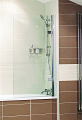 Lumin8 Bath Screen V8BL